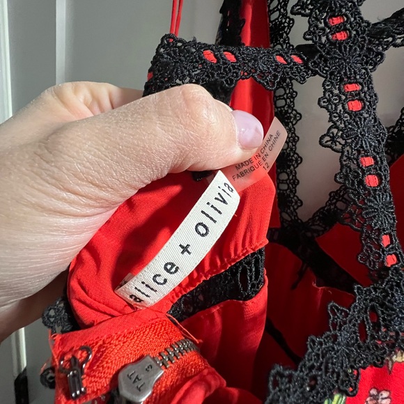 WORN ONCE ALICE AND OLIVIA MAXI TIERED FLORAL DRESS - Picture 6 of 7